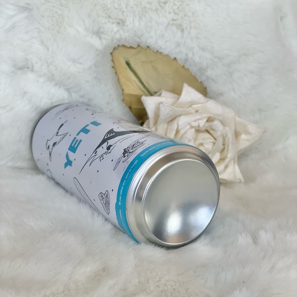 New with tags YETI STASH “POP” “SODA” CAN 12oz Hidden Storage! Cap comes off. - Picture 5 of 7